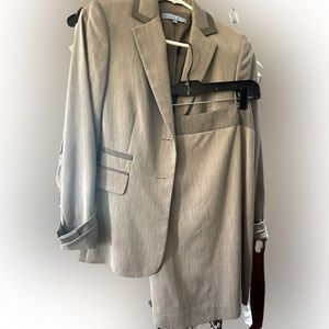 Antonio Melani Suit. Size 0 blazer and size 4 pencil skirt.